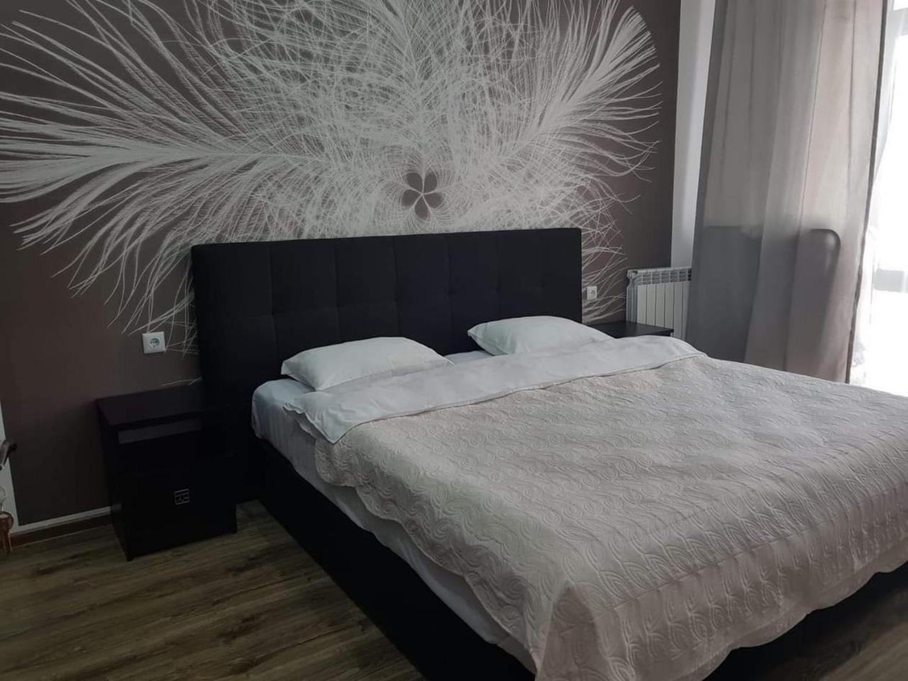 Family Apartment Tbilisi Exterior foto